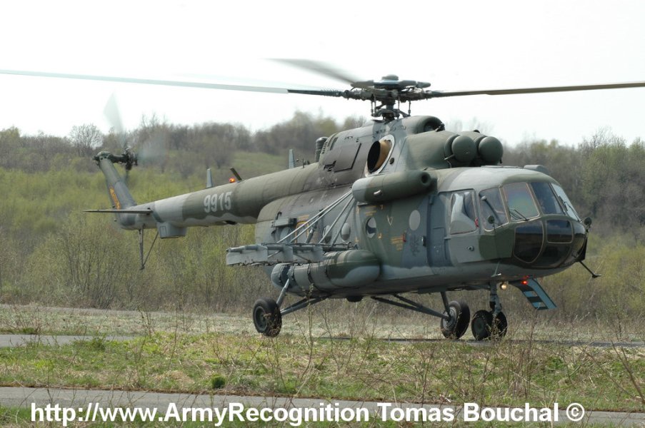 Mi-17_Czech_Army_01.jpg